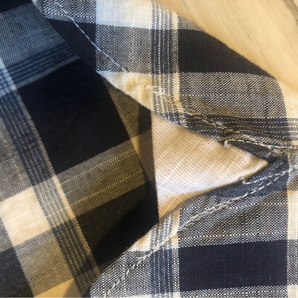 Joseph Abboud Men's Plaid Shirt - 100% Cotton Modern Fit Blue and White - Picture 8 of 10